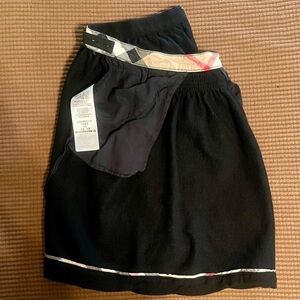 Burberry Skirt Size Junior’s Size XS AUTHENTICATED 🌟🌟🌟🌟🌟 EUC